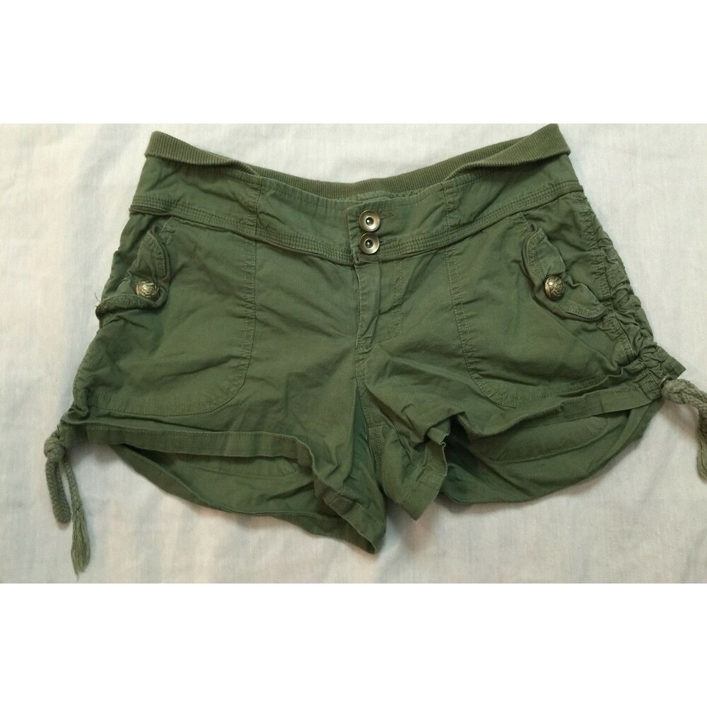 MAURICES WOMENS SHORTS SIZE 3/4